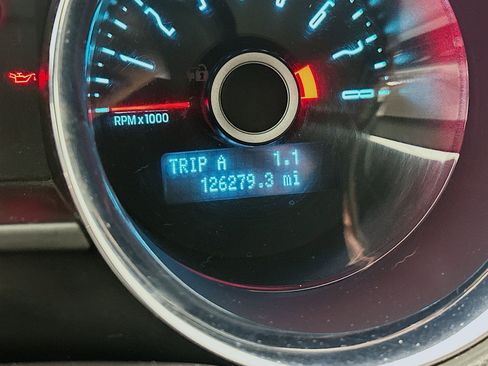 Used 2014 Ford Mustang Coupe image 18