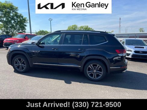 Used 2021 Volkswagen Atlas SE w/ Panoramic Sunroof Package AWD/4WD image 8