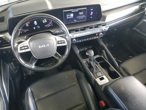 Used 2023 Kia Telluride LX AWD/4WD image 11