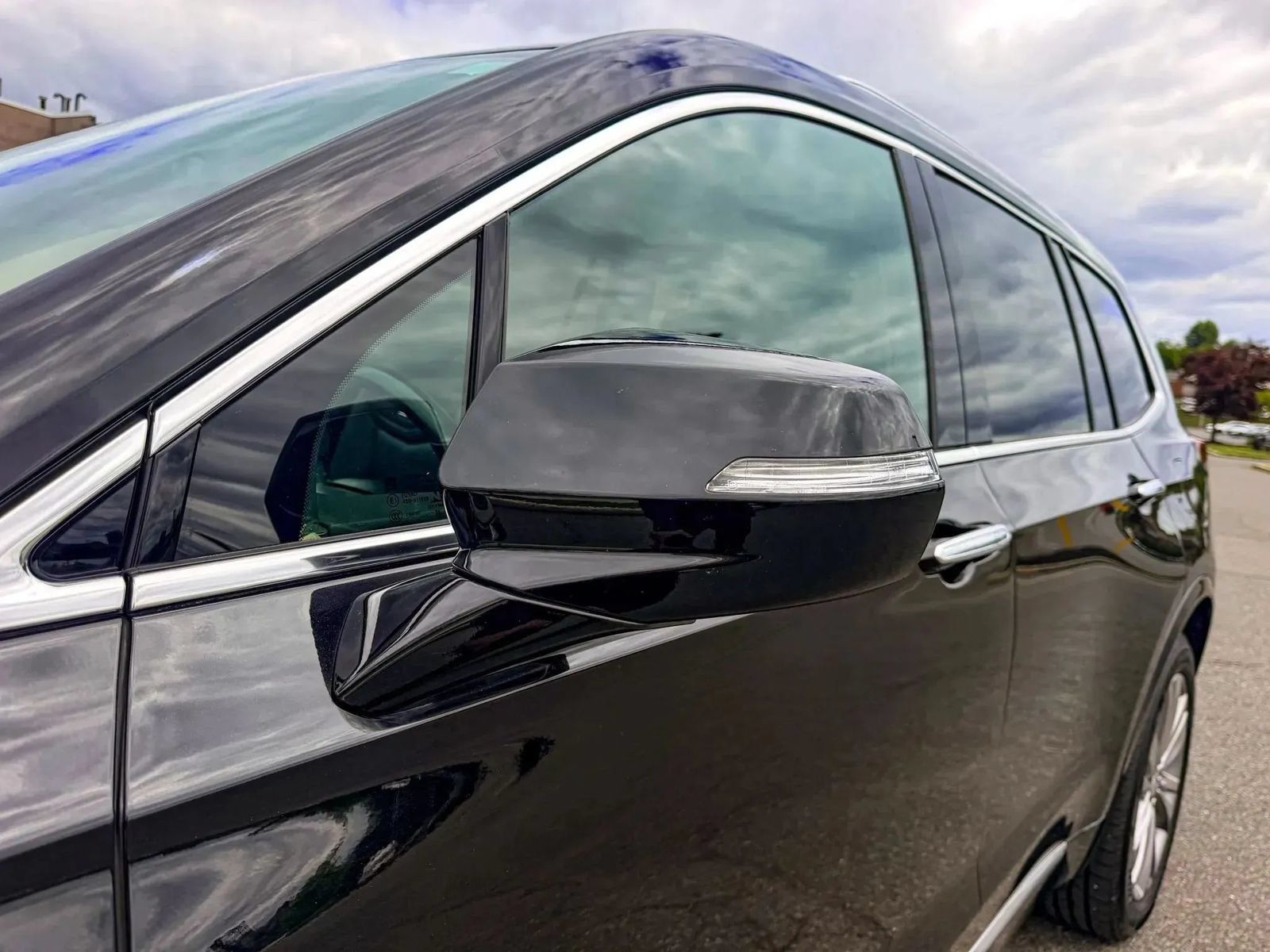 Used 2023 Cadillac XT6 Premium Luxury FWD image 49