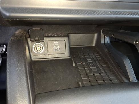 Used 2025 Ford Bronco Sport Badlands image 19