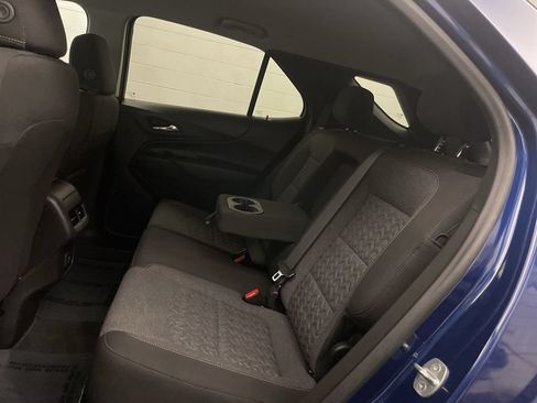 Used 2023 Chevrolet Equinox LT AWD/4WD image 17