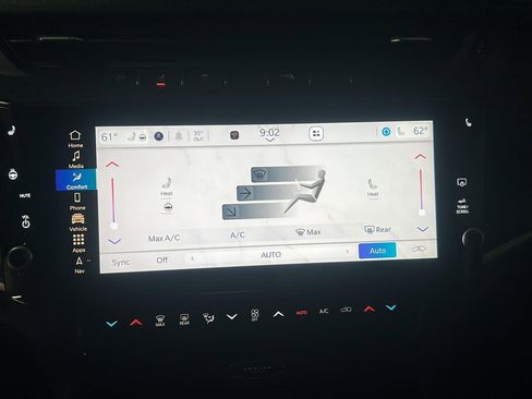 New 2026 Jeep Grand Cherokee Altitude image 21