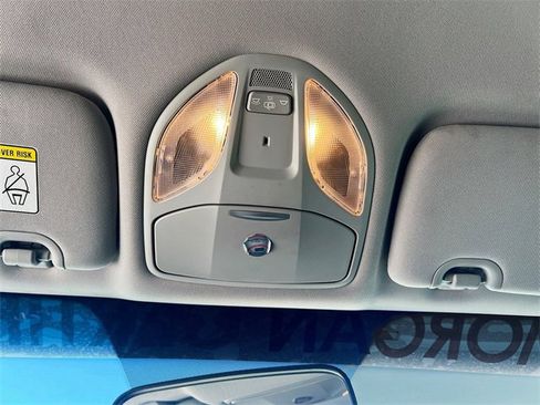 Used 2017 Hyundai Santa Fe Sport image 19