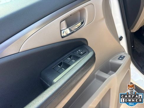 Used 2017 Honda Pilot EX-L image 11
