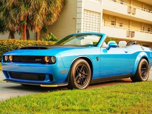 Used 2023 Dodge Challenger SRT Hellcat Redeye RWD image 14