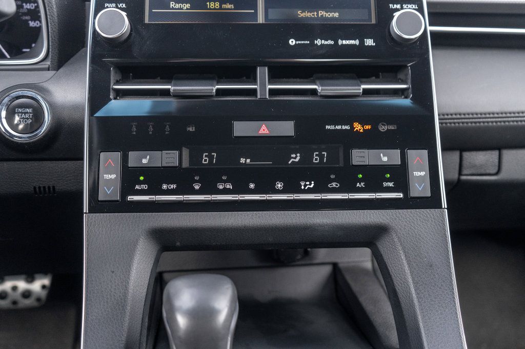 Used 2019 Toyota Avalon XSE w/ All Weather Liner Package FWD image 26