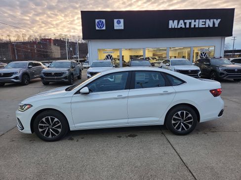 New 2026 Volkswagen Jetta S image 2