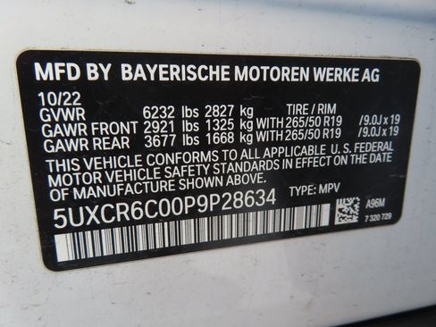 Used 2023 BMW X5 xDrive40i w/ Premium Package AWD/4WD image 29