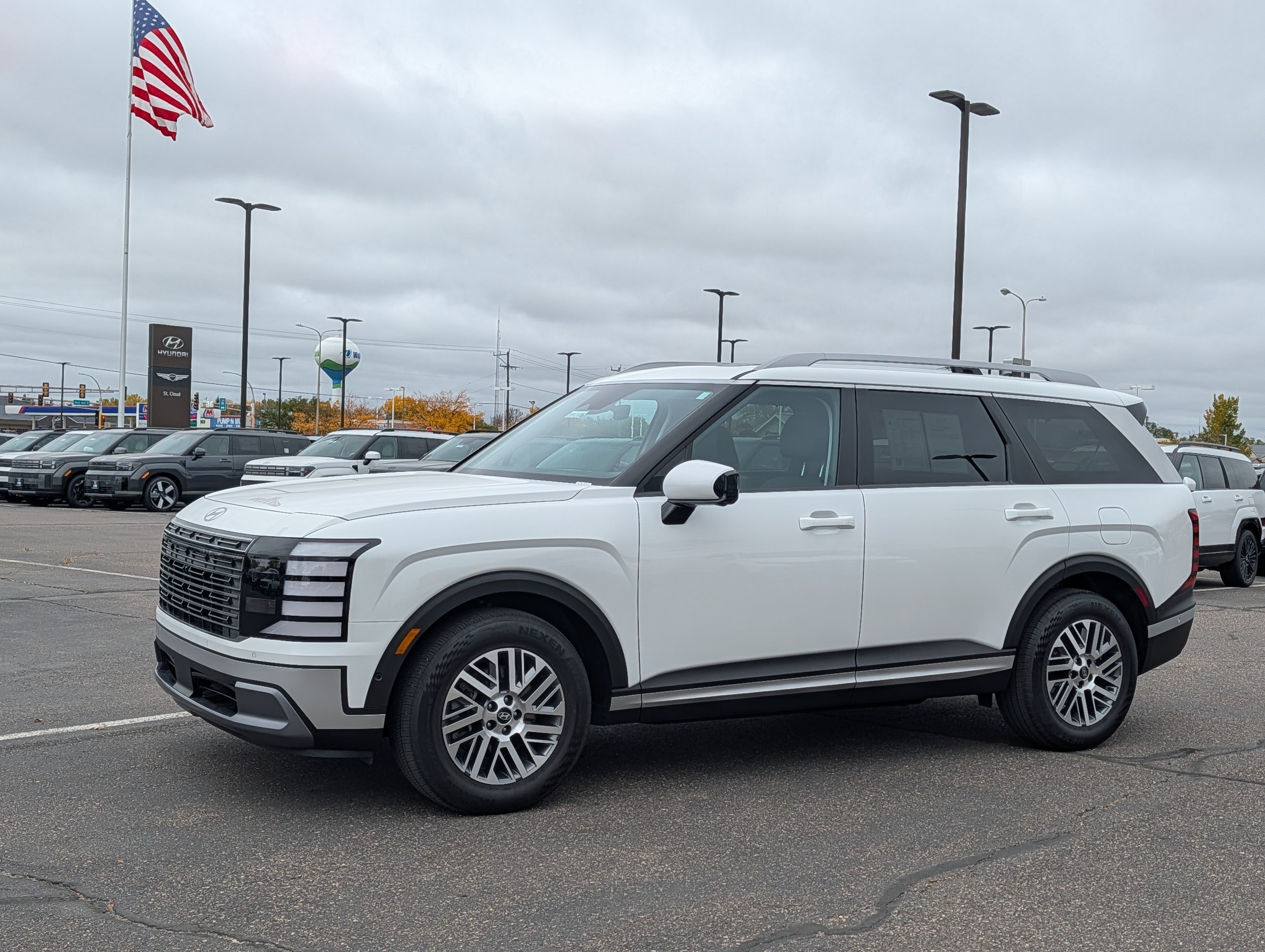 Used 2026 Hyundai Palisade SEL AWD/4WD image 1