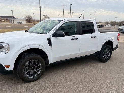 Used 2024 Ford Maverick XLT image 13