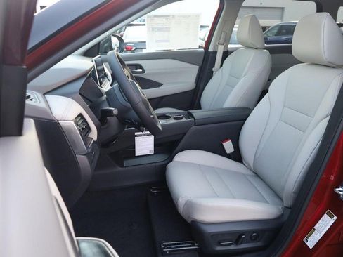 New 2026 Nissan Rogue SV image 10