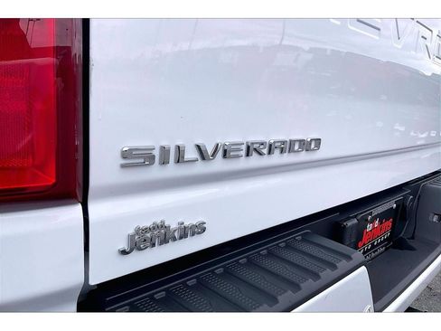 Used 2024 Chevrolet Silverado 3500 High Country w/ Technology Package image 33