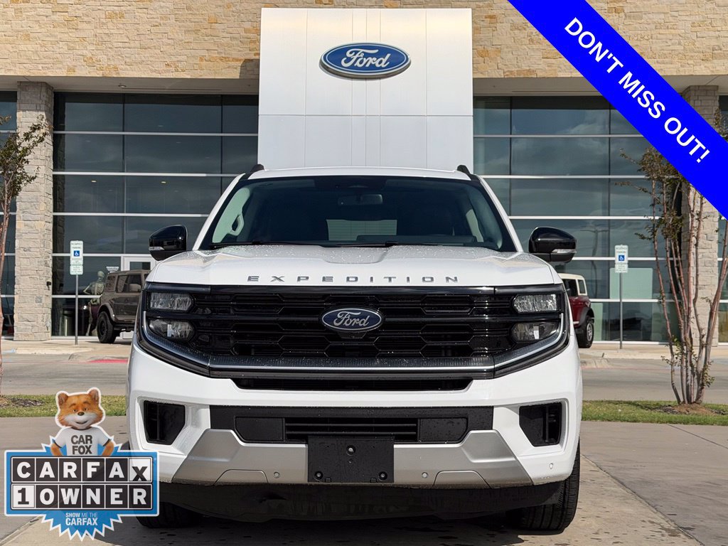 Used 2026 Ford Expedition Max Platinum w/ Driver's Package AWD/4WD image 2