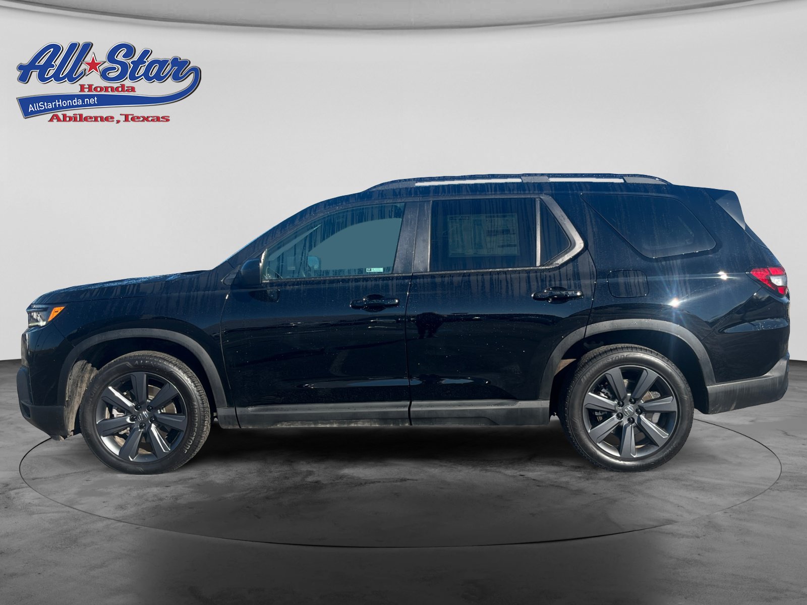 New 2026 Honda Pilot Sport image 8