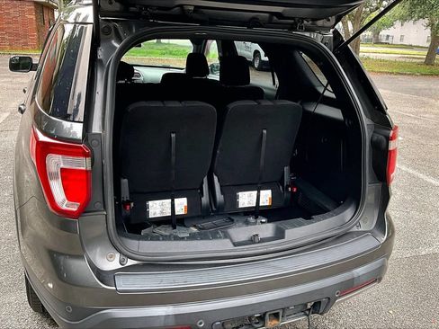Used 2019 Ford Explorer XLT w/ Class III Trailer Tow Package FWD image 36