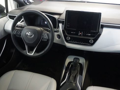 Used 2025 Toyota Corolla XSE FWD image 24