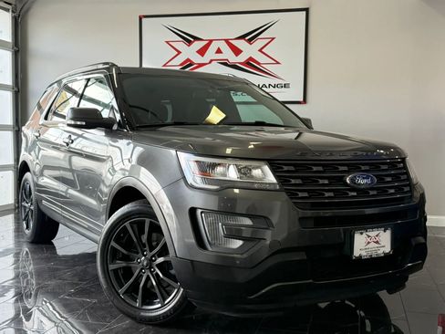 Used 2017 Ford Explorer XLT w/ Equipment Group 202A image 1