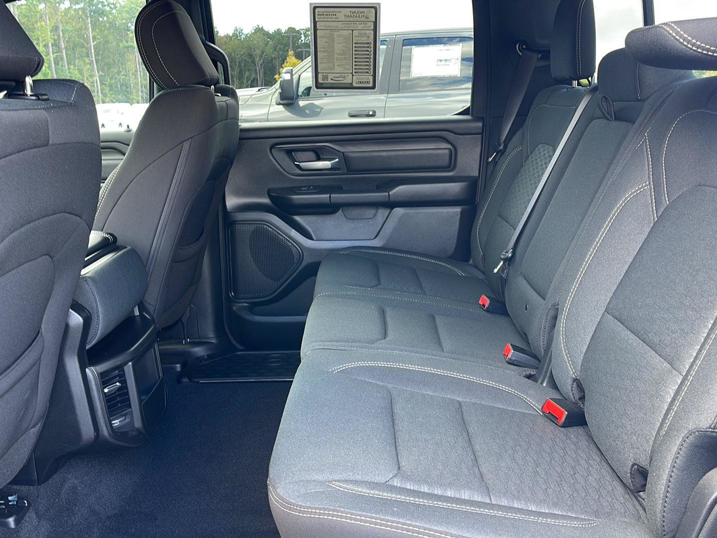 Used 2025 RAM 1500 Tradesman w/ Night Edition AWD/4WD image 32