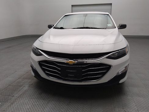 Used 2022 Chevrolet Malibu LS FWD image 15