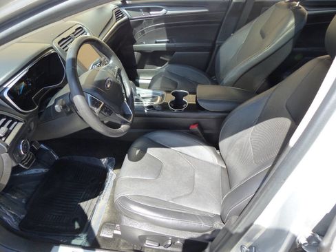 Used 2016 Ford Fusion Titanium FWD image 14