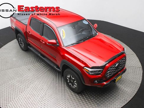 Used 2022 Toyota Tacoma TRD Off-Road w/ Black Out Package (TMS) image 4