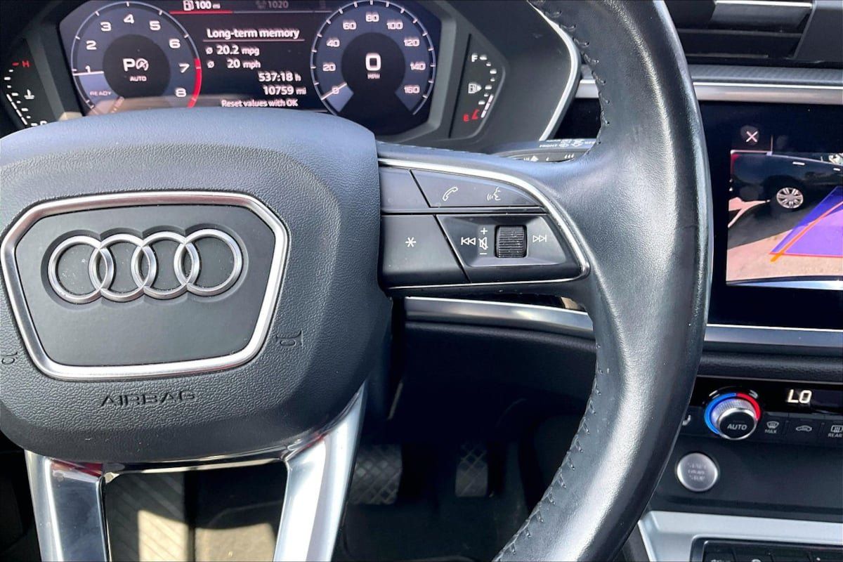 Used 2020 Audi Q3 2.0T Premium w/ Convenience Package AWD/4WD image 19