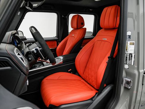 Used 2027 Mercedes-Benz G 63 AMG 4MATIC image 40