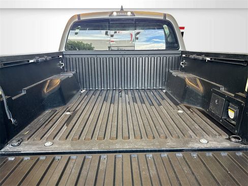 Used 2023 Toyota Tacoma TRD Off-Road image 23