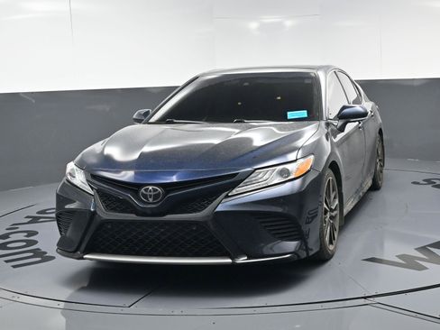 Used 2020 Toyota Camry XSE w/ Driver Assist Package image 11