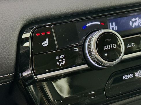 New 2026 Honda Pilot Touring image 24