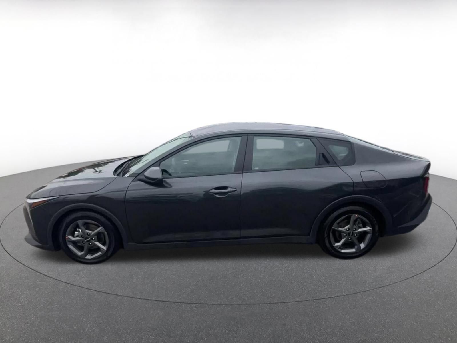 Used 2025 Kia K4 FWD image 8