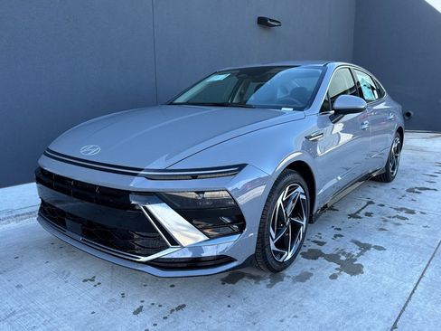 New 2026 Hyundai Sonata SEL image 1