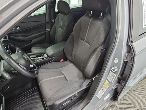 Used 2025 Honda Accord Sport image 27