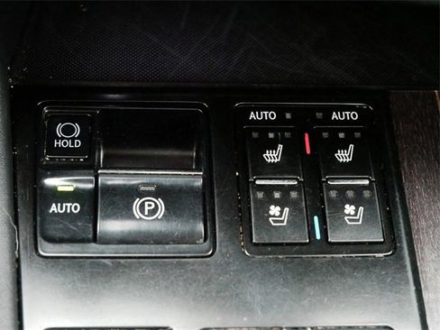 Used 2018 Lexus RX 450h AWD image 22