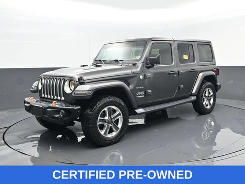 Used 2019 Jeep Wrangler Unlimited Sahara w/ Cold Weather Group AWD/4WD image 2