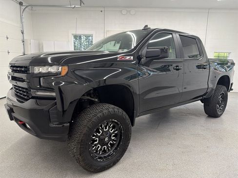 Used 2021 Chevrolet Silverado 1500 LT Trail Boss w/ Convenience Package II AWD/4WD image 1