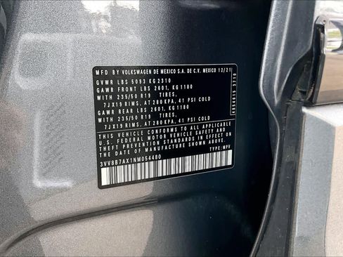 Used 2022 Volkswagen Tiguan SE R-Line AWD/4WD image 34