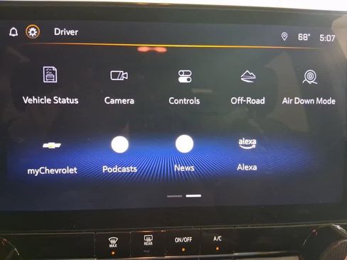 Used 2023 Chevrolet Colorado Trail Boss w/ Safety Package image 39