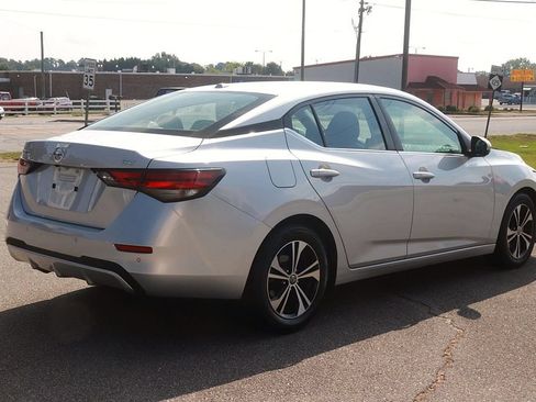 Used 2022 Nissan Sentra SV FWD image 7