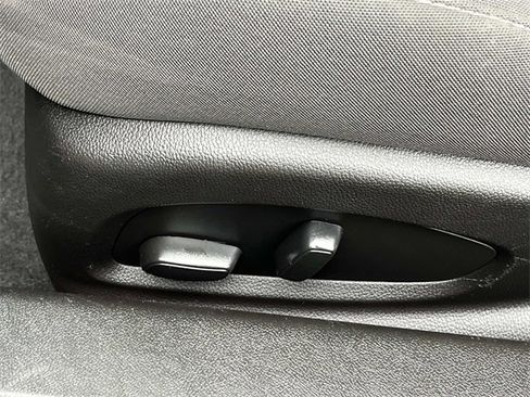 Used 2023 Chevrolet Camaro LT image 19