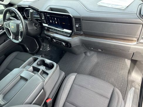 Used 2023 Chevrolet Silverado 1500 LT w/ Protection Package AWD/4WD image 29