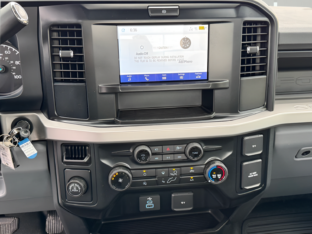 Used 2025 Ford F350 XL w/ 360-Degree Camera Package RWD image 9
