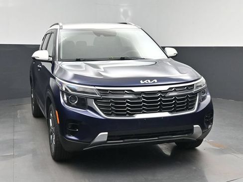 Used 2024 Kia Seltos S FWD image 21