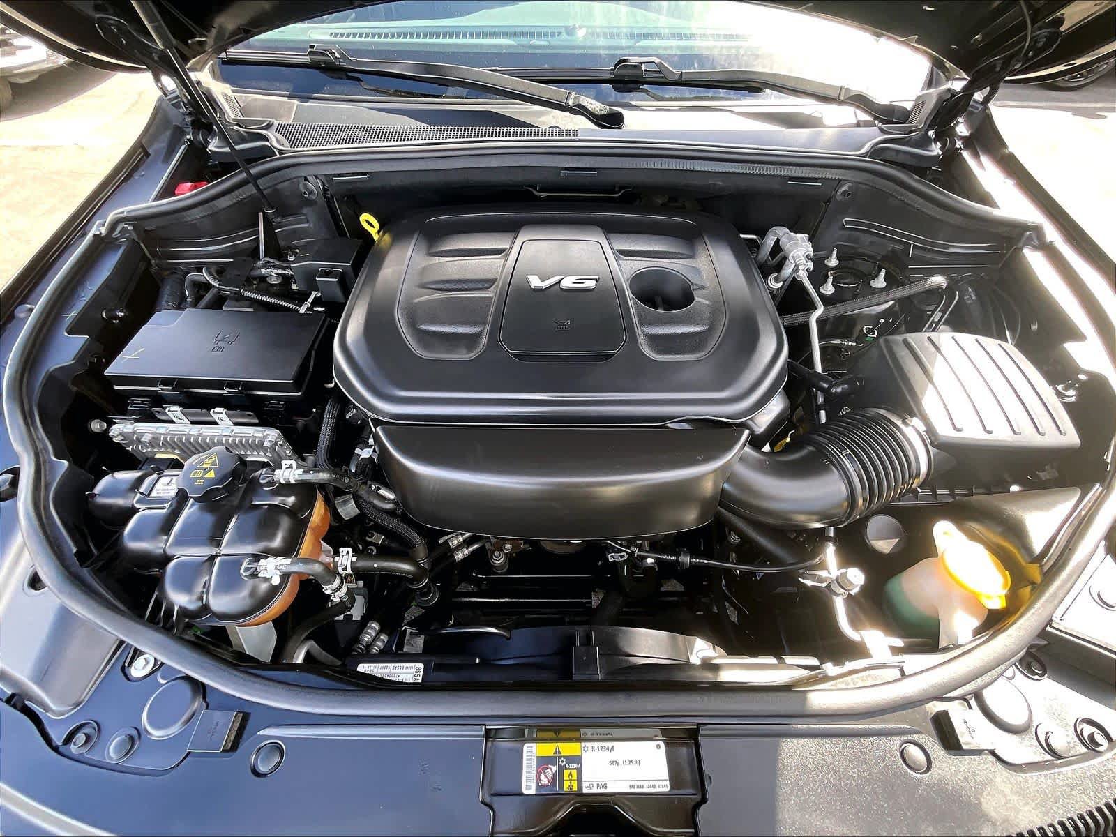 Used 2019 Jeep Grand Cherokee Laredo AWD/4WD image 13