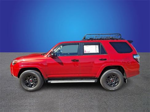 Used 2021 Toyota 4Runner Venture w/ Moonroof Package image 7