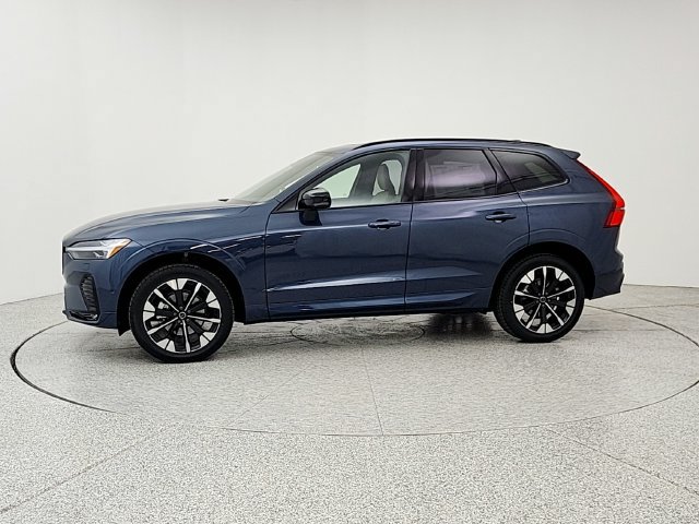 New 2026 Volvo XC60 B5 Plus w/ Climate Package AWD/4WD image 8