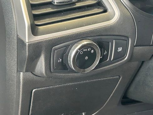 Used 2023 Ford Edge SEL image 34