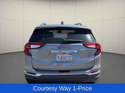 Used 2023 GMC Terrain SLT FWD image 8