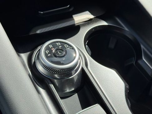 Used 2025 Ford Explorer Active image 22